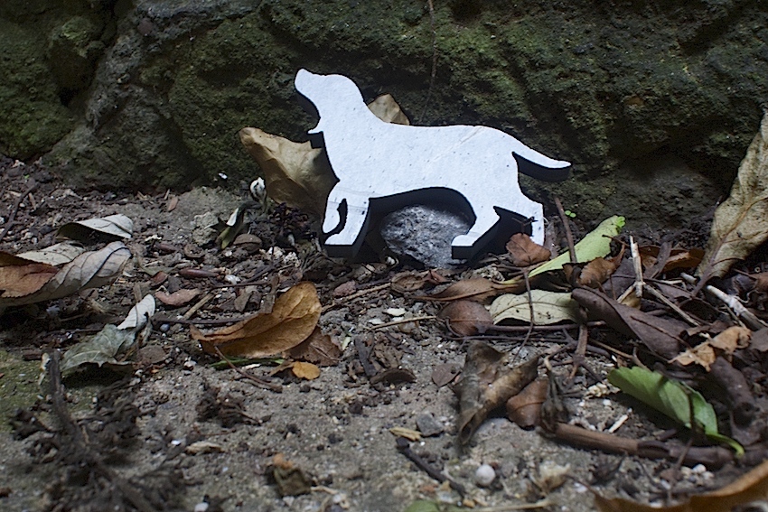 I commissioned Matthew Otten, designer, to make 100 laser-cut slate dogs. The dogs were ‘distributed’ by participants on city walks, to be found (or lost) over future days, weeks or years. 