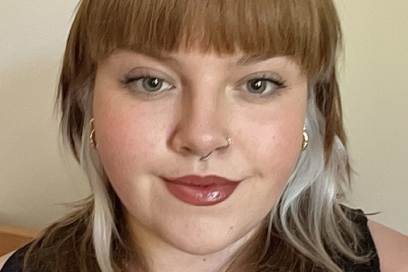 Profile picture for user Eleanor Kay